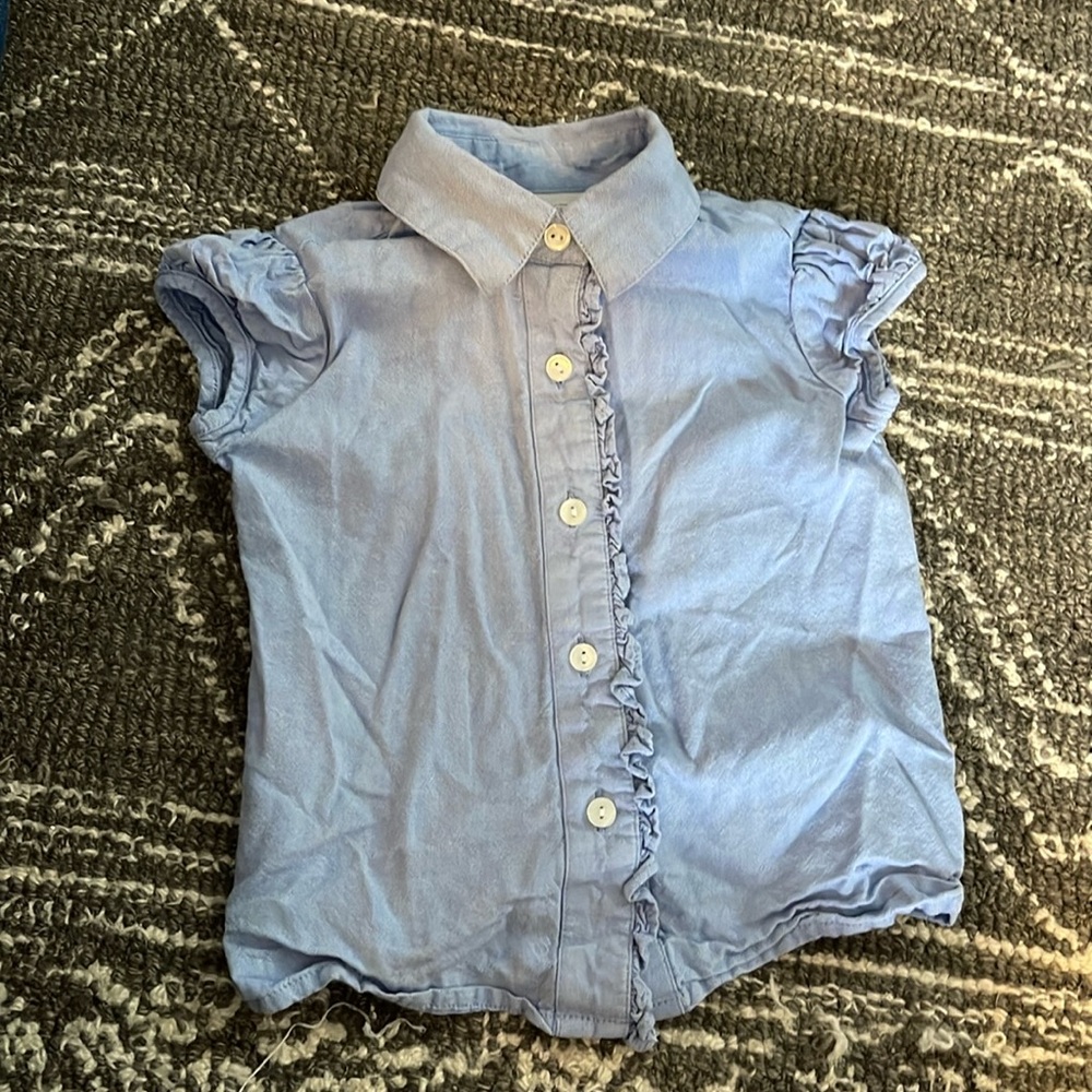 Ruffle top